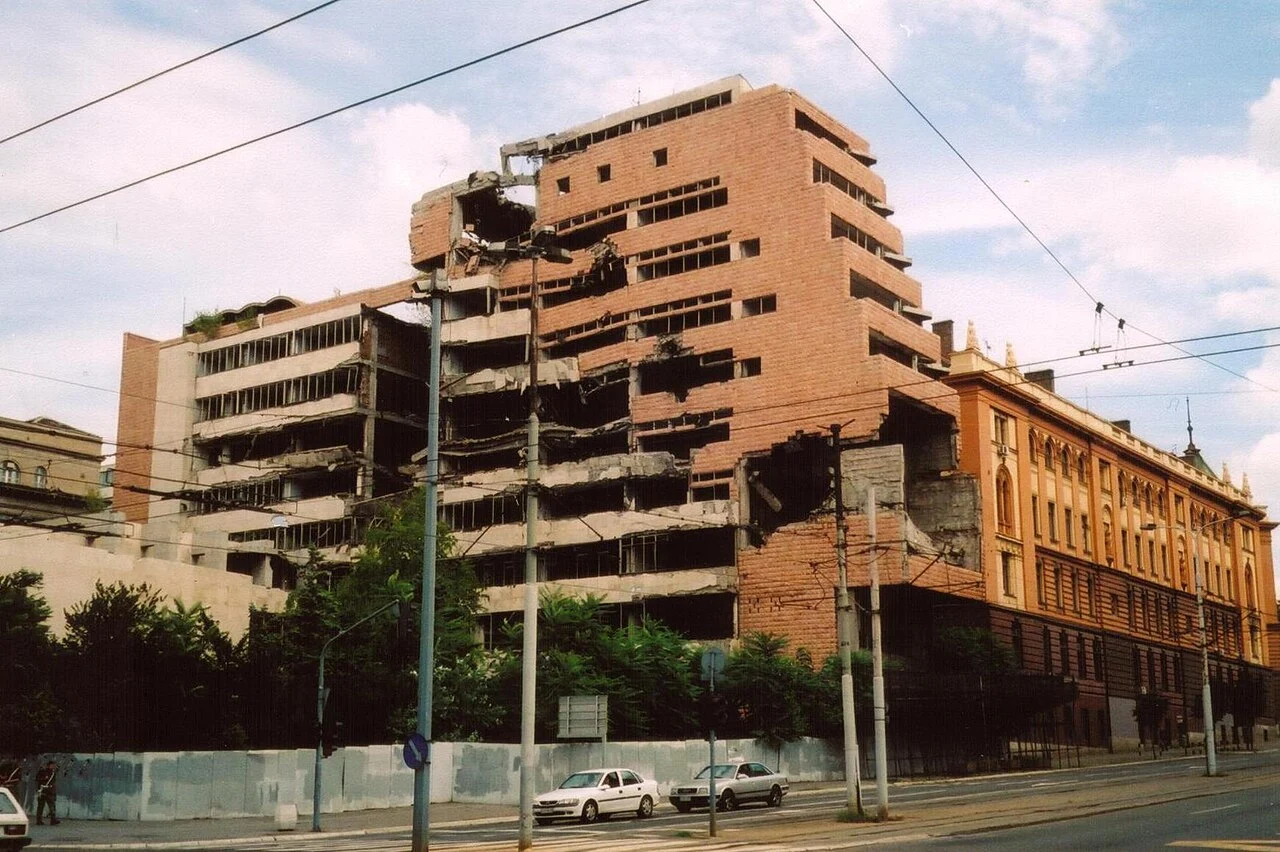 Atacurile NATO asupra Republica Federală Iugoslavia au început la 24 martie 1999 FOTO Wikipedia