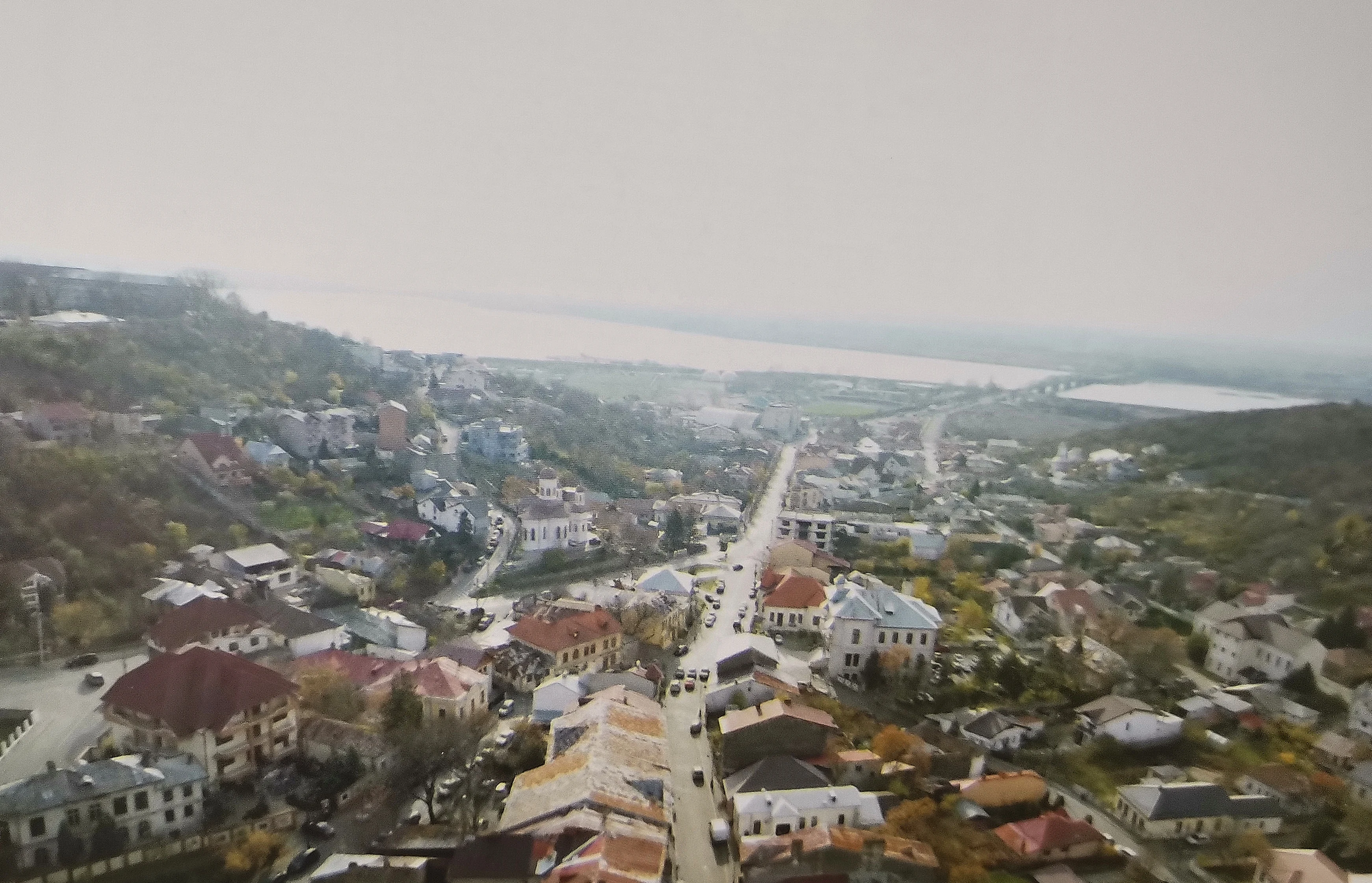 Slatina, orașul-amfiteatru FOTOGRAFIE redată în volumul „Străzile Slatinei - Istorie sentimentală”