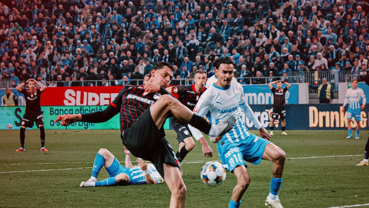 ”Ofsaid cât casa, s-a văzut din avion, de pe lună”, ”Ne-a executat cu VAR”, ”Jaf la drumul mare”