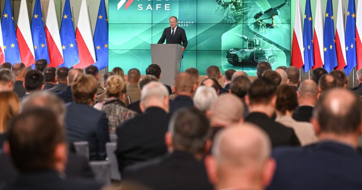 Polonia a semnat un acord de împrumut cu Comisia Europeană în valoare de 44 mld. € pentru modernizarea armatei