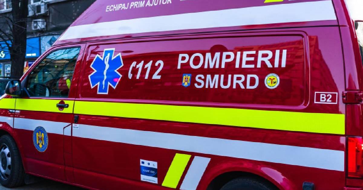 Accident teribil în Iaşi. Cinci persoane rănite, printre care 3 copii, după impactul dintre două maşini Accident teribil în Iaşi. Cinci persoane rănite, printre care 3 copii, după impactul dintre două maşini