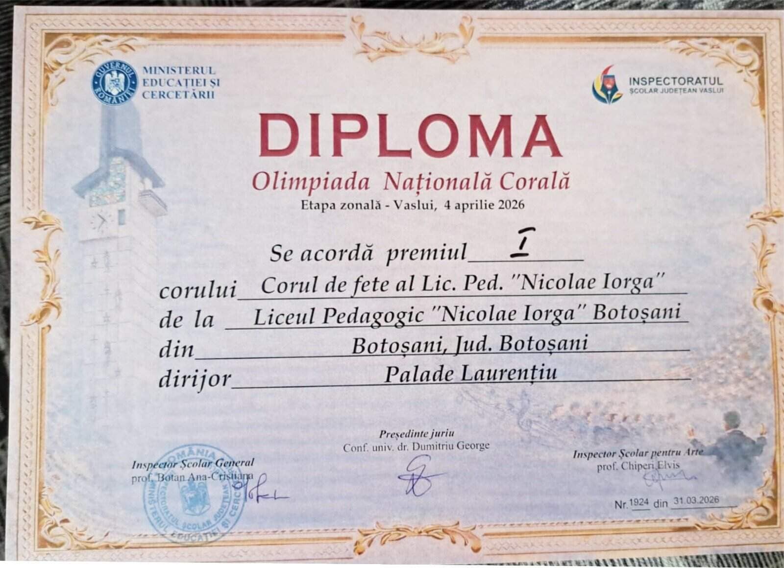 Profesorul Laurențiu Palade, de neoprit! Corul de fete al Liceului Pedagogic „Nicolae Iorga” din Botoșani – Premiul I la Olimpiadă