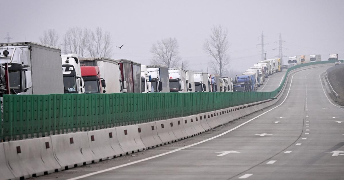 Atenţionare de călătorie emisă de MAE: podul Giurgiu-Ruse se închide circulaţiei în perioada 4-5 iunie