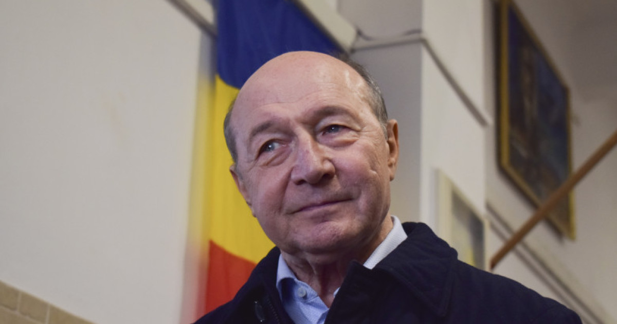 Maia Sandu i-a acordat din nou cetățenia moldovenească lui Traian Băsescu. „Sunteți nu doar fratele nostru” Maia Sandu i-a acordat din nou cetățenia moldovenească lui Traian Băsescu. „Sunteți nu doar fratele nostru”