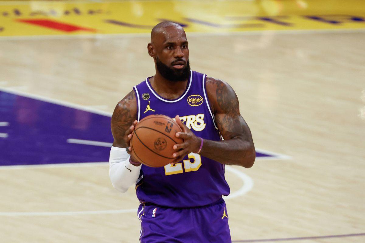 După al 23-lea sezon al carierei, LeBron James a fost întrebat ce urmează După al 23-lea sezon al carierei, LeBron James a fost întrebat ce urmează