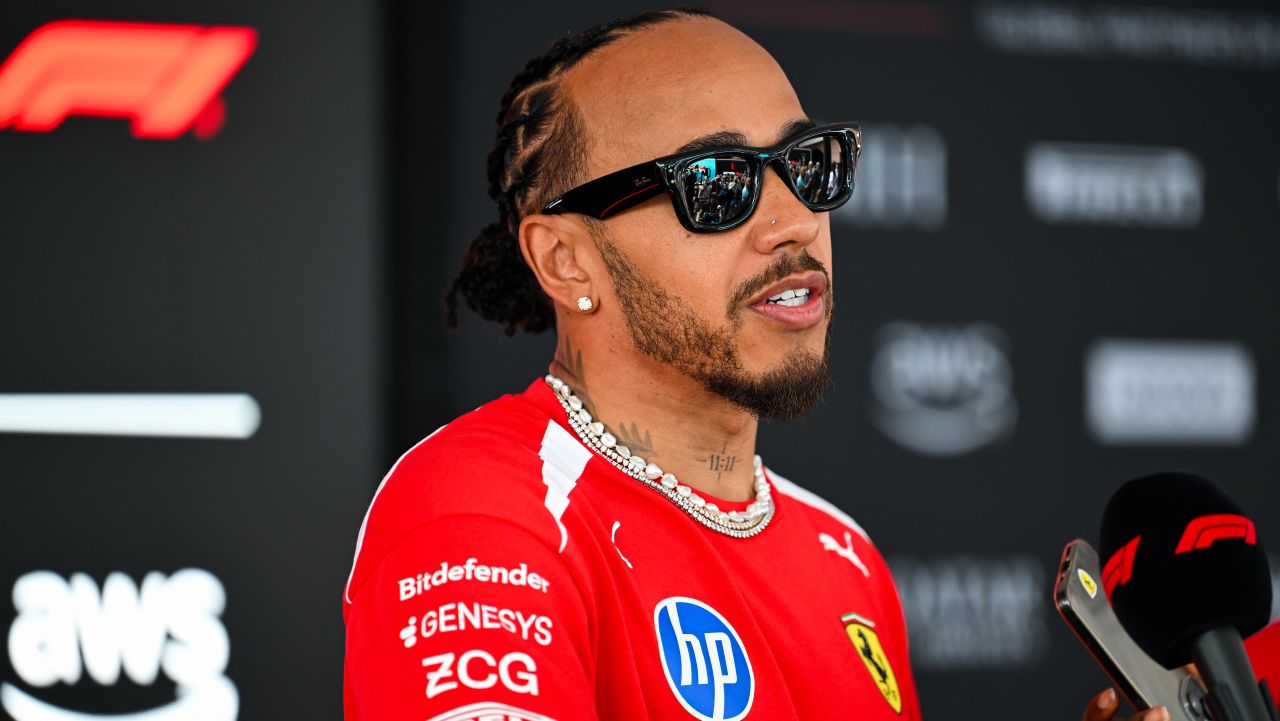 Lewis Hamilton, pregătit de spectacol înainte de MP din Monaco. Britanicul, timp fabulos la antrenamente Lewis Hamilton, pregătit de spectacol înainte de MP din Monaco. Britanicul, timp fabulos la antrenamente