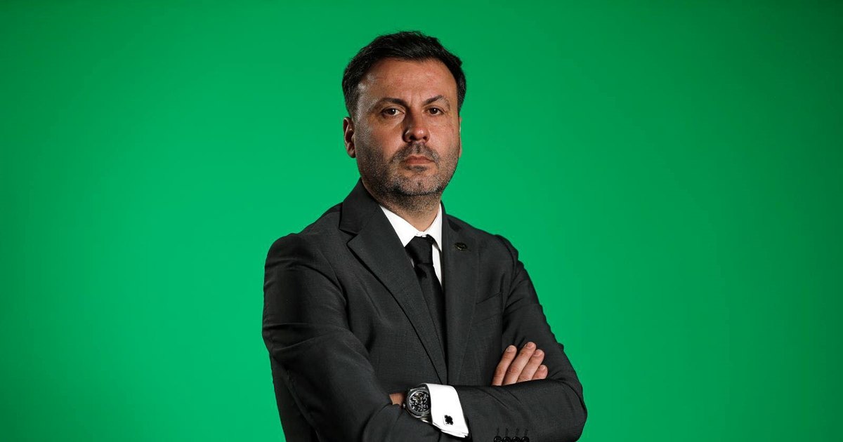 Fostul lider AUR Giurgiu trece la PSD cu mai mulți membri ai partidului. Și-a falsificat diploma de licență pentru a ocupa funcția de șef DRDP Craiova Fostul lider AUR Giurgiu trece la PSD cu mai mulți membri ai partidului. Și-a falsificat diploma de licență pentru a ocupa funcția de șef DRDP Craiova