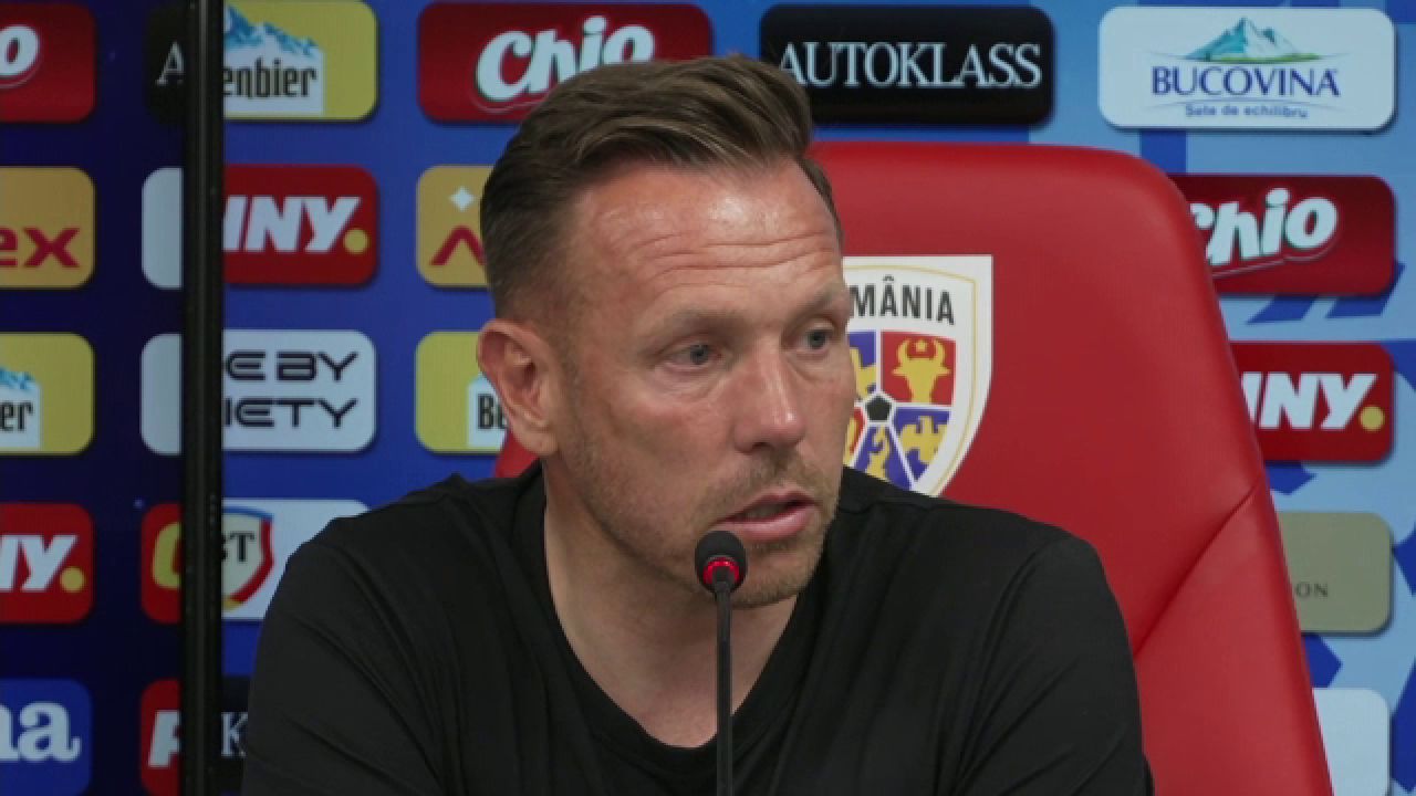 Craig Bellamy surprinde. Cine e fotbalistul român pe care l-a remarcat selecționerul Țării Galilor Craig Bellamy surprinde. Cine e fotbalistul român pe care l-a remarcat selecționerul Țării Galilor