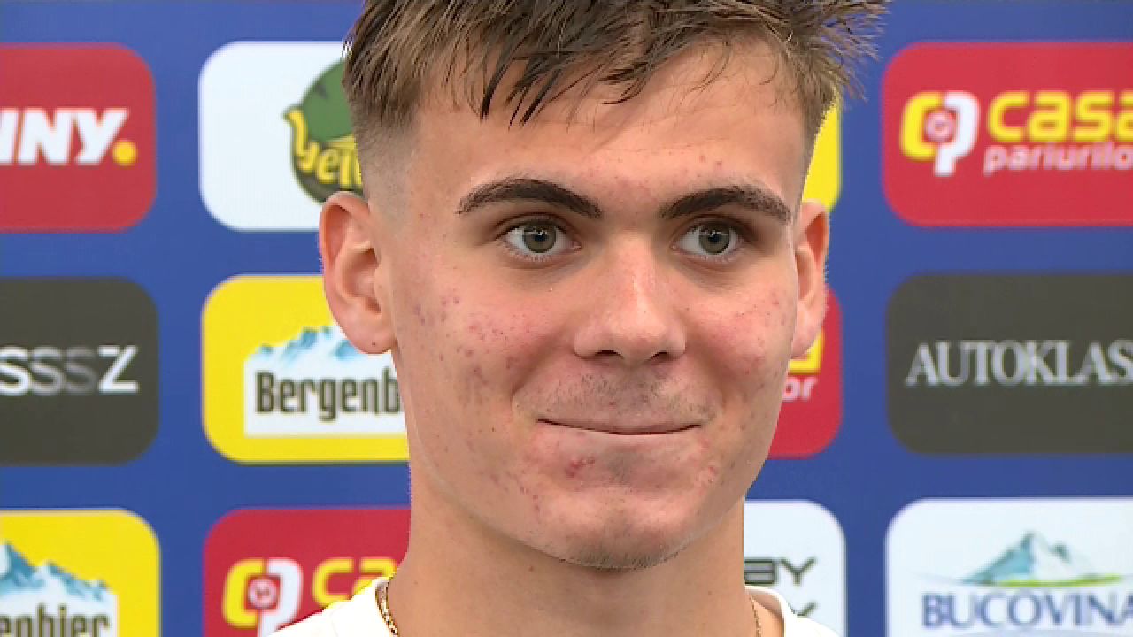 Puștiul David Matei nu și-a putut stăpâni zâmbetul după România Puștiul David Matei nu și-a putut stăpâni zâmbetul după România