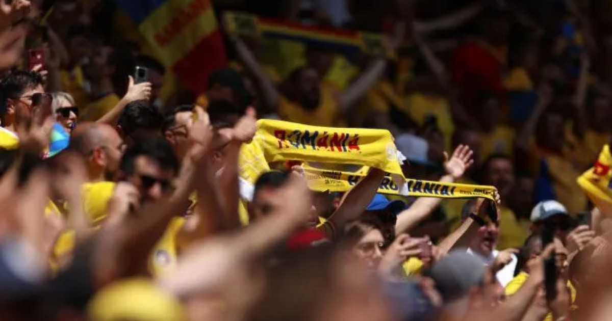 România a învins Ţara Galilor, într-un meci amical jucat pe stadionul Steaua, primul acasă de la revenirea lui Hagi la naţională România a învins Ţara Galilor, într-un meci amical jucat pe stadionul Steaua, primul acasă de la revenirea lui Hagi la naţională