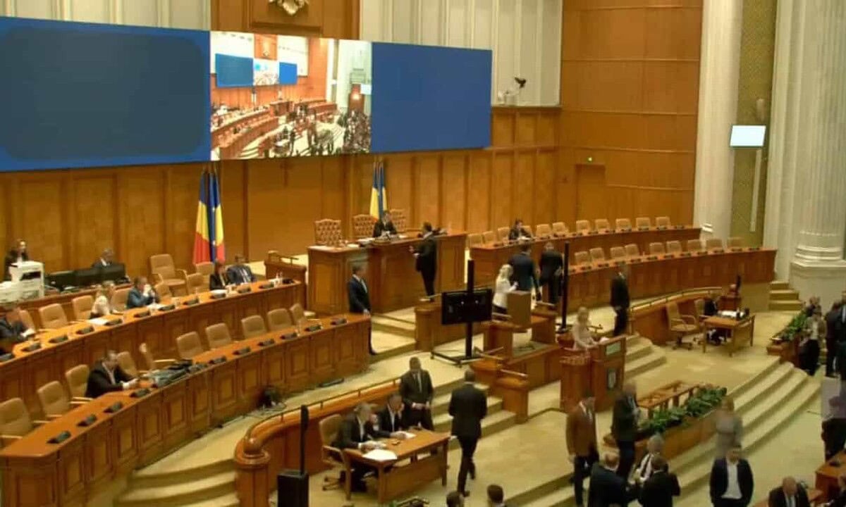 Contractele part-time nu vor mai fi supraimpozitate din 2027. Se pregătesc schimbări pentru angajați și firme Contractele part-time nu vor mai fi supraimpozitate din 2027. Se pregătesc schimbări pentru angajați și firme