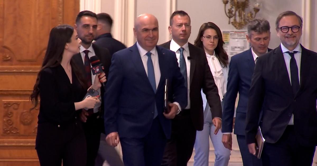 Şedinţă azi la PNL. Conducerea partidului decide dacă va susţine sau nu Guvernul Tomac