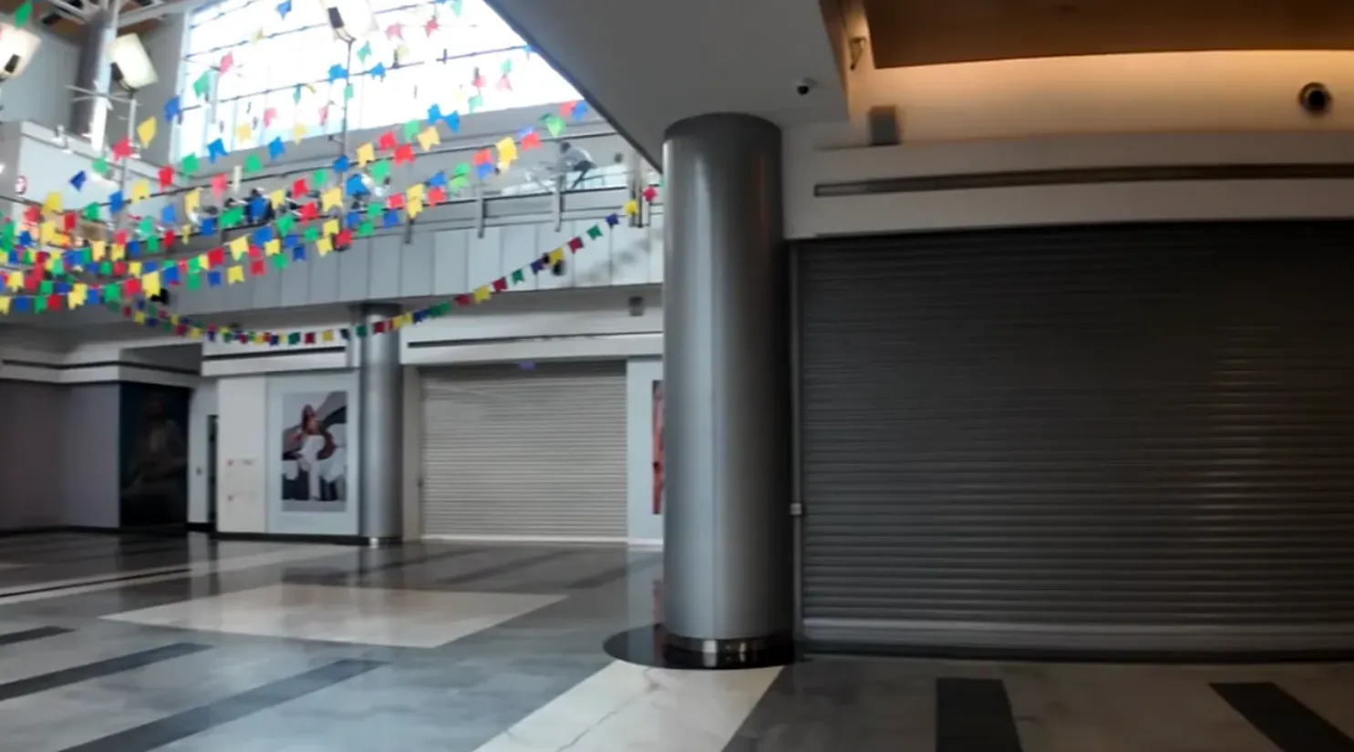 Cum a ajuns un simbol al luxului din Rusia să arate ca un decor de film post-apocaliptic și ce adevăr ascuns arată acesta Cum a ajuns un simbol al luxului din Rusia să arate ca un decor de film post-apocaliptic și ce adevăr ascuns arată acesta