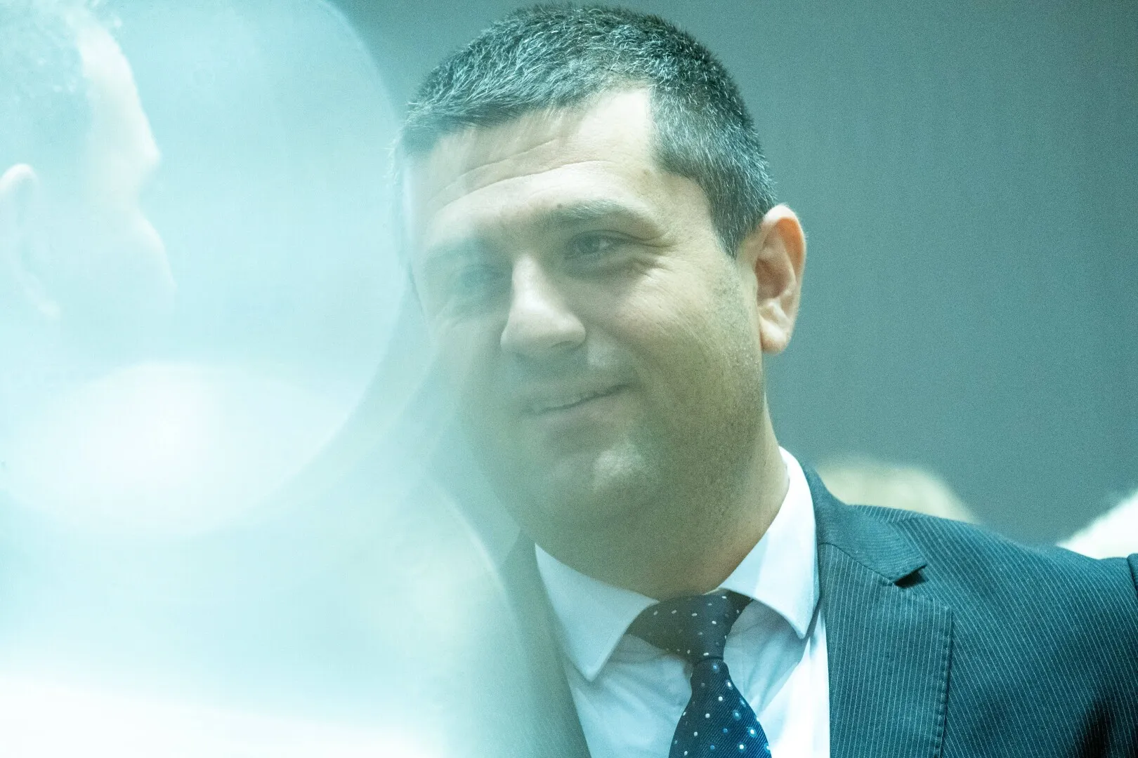 Ministrul interimar al Transporturilor, Radu Miruță, contrazis în scandalul trenurilor nou-nouțe găsite în Gara de Est! ‘Am reușit să deblocăm situația și să lăsăm lucrurile la gata’