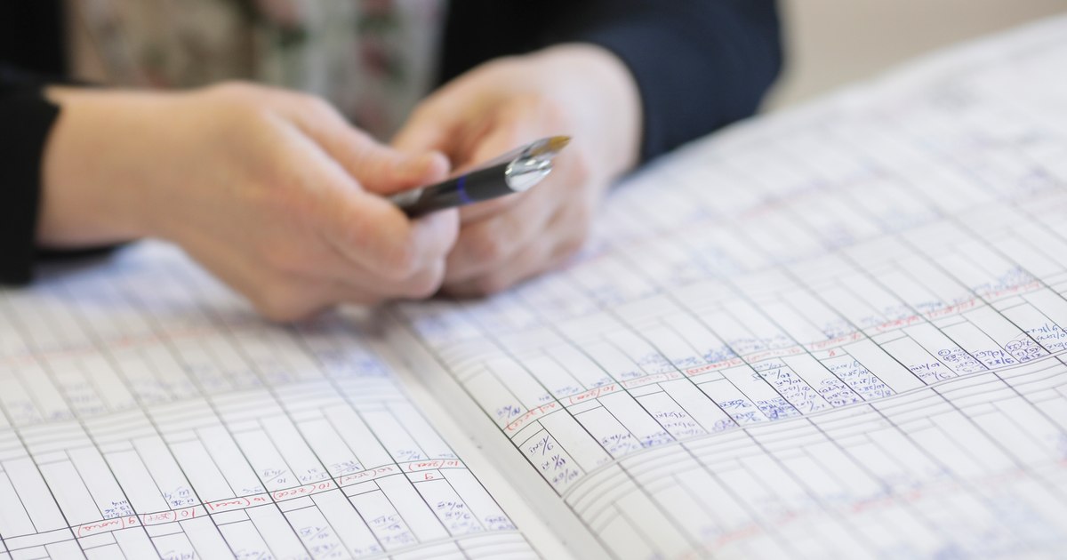 Titularizarea în România: sistem vechi la vremuri noi. Doi profesori spun cum s-ar putea testa în mod real competențele profesorilor