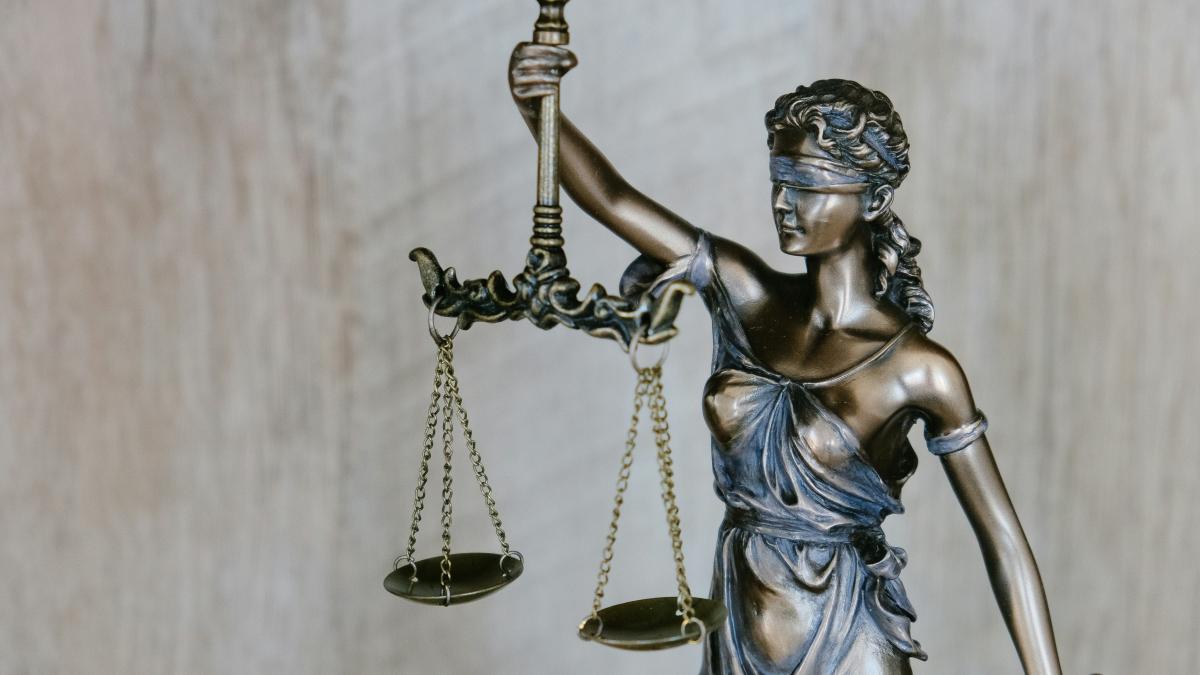Politicieni eliminați din joc. Verdictul care a venit după ce cariera politică fusese deja distrusă Politicieni eliminați din joc. Verdictul care a venit după ce cariera politică fusese deja distrusă
