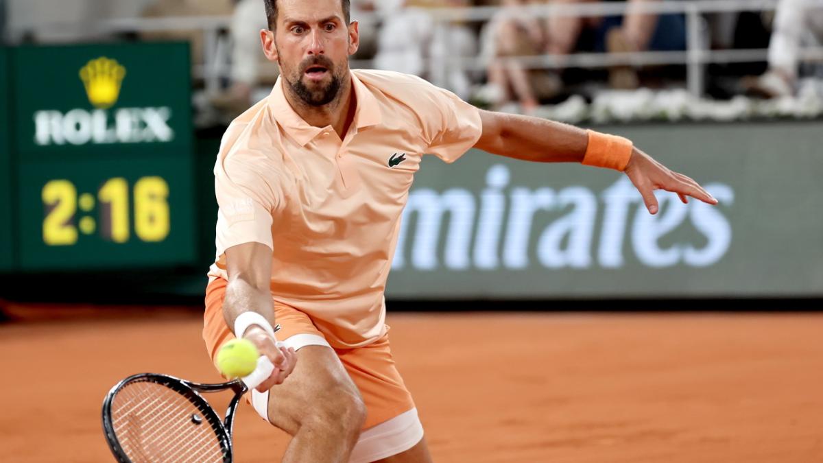 Novak Djokovic părăsește Roland Garros după un meci de cinci ore