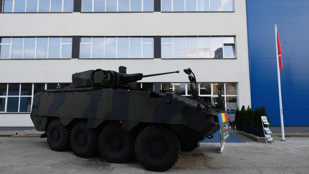 11 militari răniți într-un accident cu trei transportoare blindate Piranha 5, în județul Sălaj