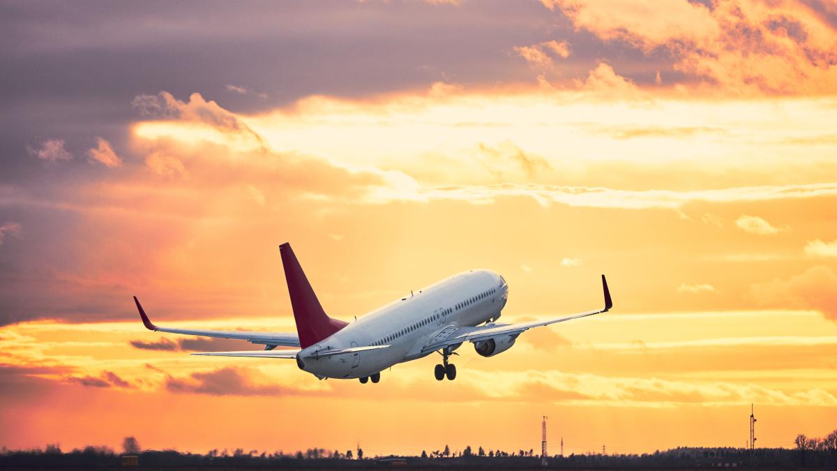 Informații din turism pentru DCNews: De ce sunt amânate/anulate de fapt zborurile spre destinații de vacanță