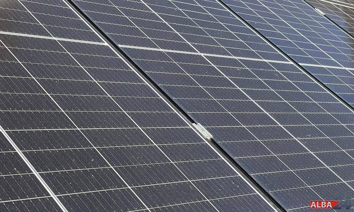 Schimbări la „Casa Verde”. Baterii pentru stocarea energiei și noi vouchere pentru fotovoltaice. Precizările ministrului Mediului