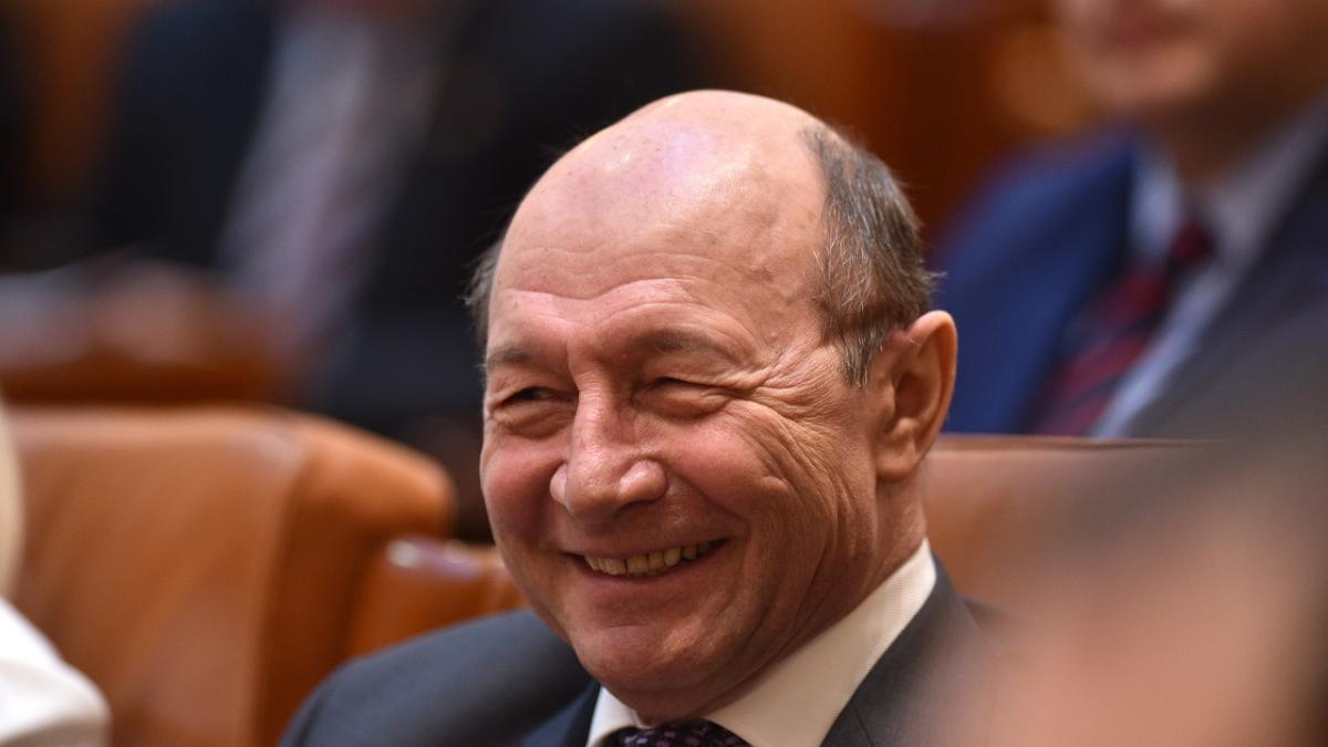 Traian Băsescu lansează un avertisment pentru Nicușor Dan: „Este o capcană”