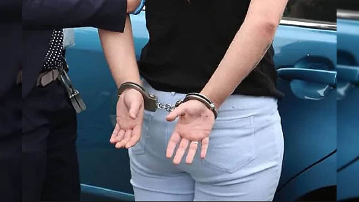 Scenariu incredibil la Botoșani: O femeie a reclamat un fals polițist pentru a ascunde lipsa a 60 de lei