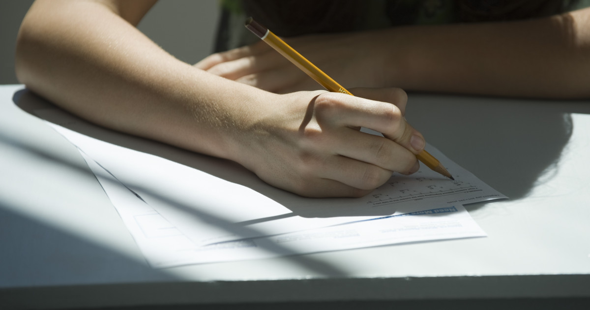 Bacalaureat 2026: Elevii susțin ultima probă scrisă. Cum sunt structurate subiectele la limba maternă Bacalaureat 2026: Elevii susțin ultima probă scrisă. Cum sunt structurate subiectele la limba maternă