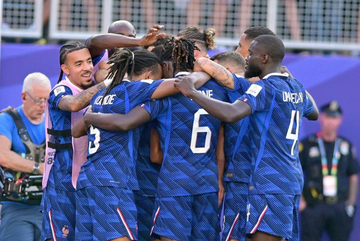 Marea favorită Franța s-a chinuit teribil cu Paraguay: un penalty a făcut diferența! Cine îl așteaptă pe Mbappe în sferturile de finală Marea favorită Franța s-a chinuit teribil cu Paraguay: un penalty a făcut diferența! Cine îl așteaptă pe Mbappe în sferturile de finală