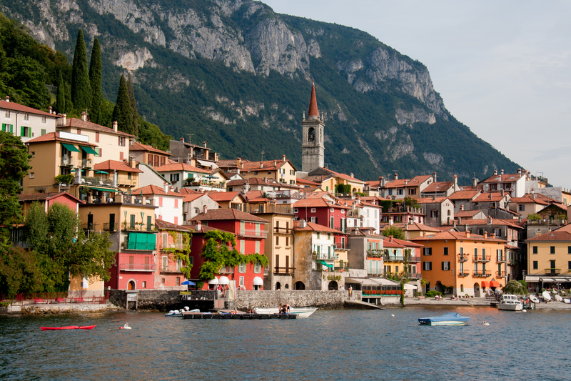 Amenzi de 200 de euro într-o destinație de vacanță din Italia pentru turiștii care se plimbă în costum de baie Amenzi de 200 de euro într-o destinație de vacanță din Italia pentru turiștii care se plimbă în costum de baie