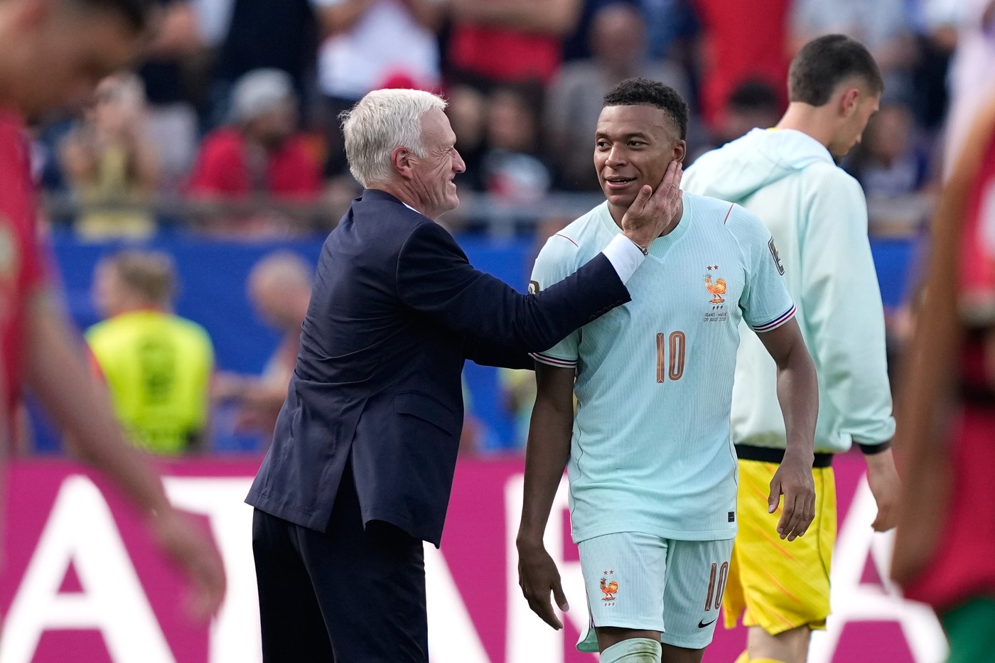 CM 2026: Se cunoaște prima semifinalistă. Este Franța, care învinge Marocul pentru a doua oară consecutiv la un Campionat Mondial CM 2026: Se cunoaște prima semifinalistă. Este Franța, care învinge Marocul pentru a doua oară consecutiv la un Campionat Mondial