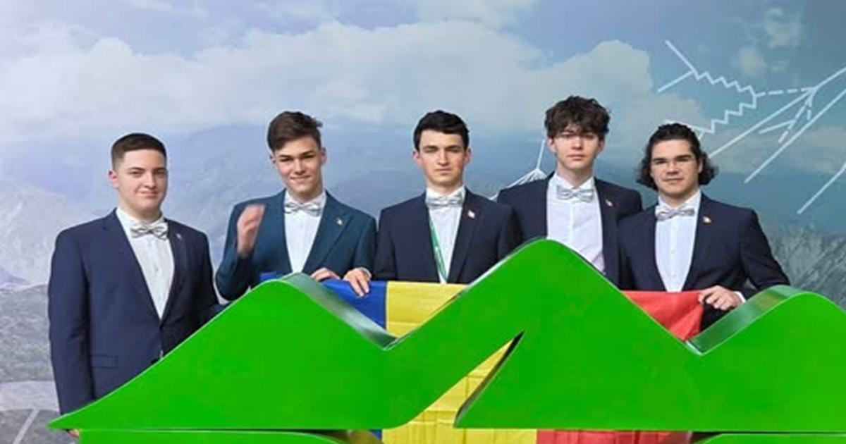 5 elevi români au câştigat două medalii de aur şi trei de argint la Olimpiada Internaţională de Fizică 5 elevi români au câştigat două medalii de aur şi trei de argint la Olimpiada Internaţională de Fizică