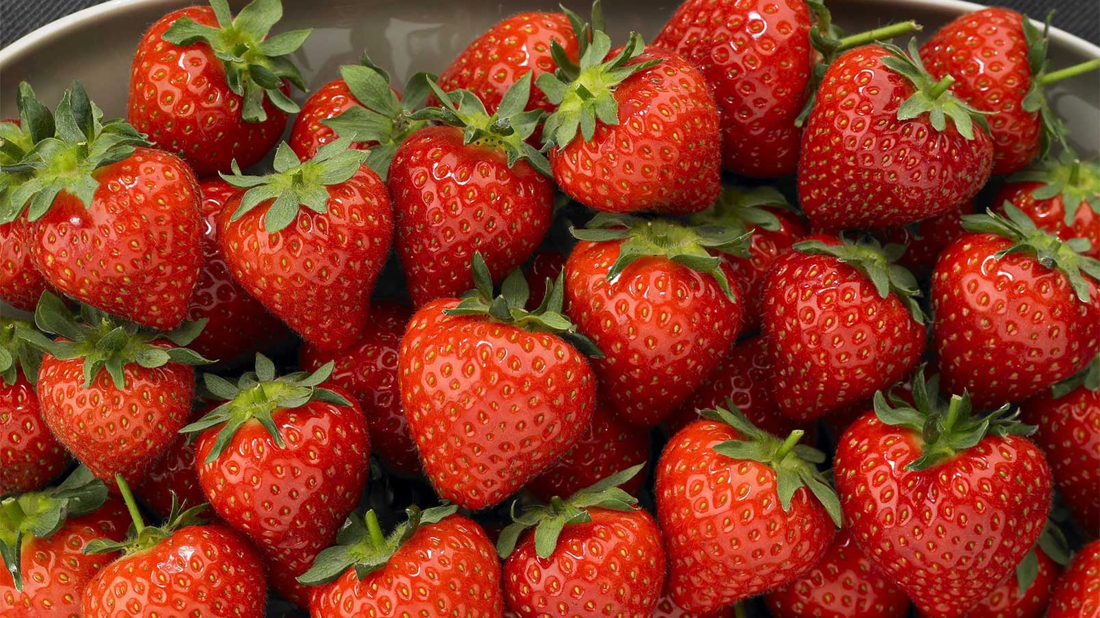 Cum să păstrezi căpșunile proaspete mai mult timp. Ingredientul banal care ajută la prevenirea mucegăirii Cum să păstrezi căpșunile proaspete mai mult timp. Ingredientul banal care ajută la prevenirea mucegăirii
