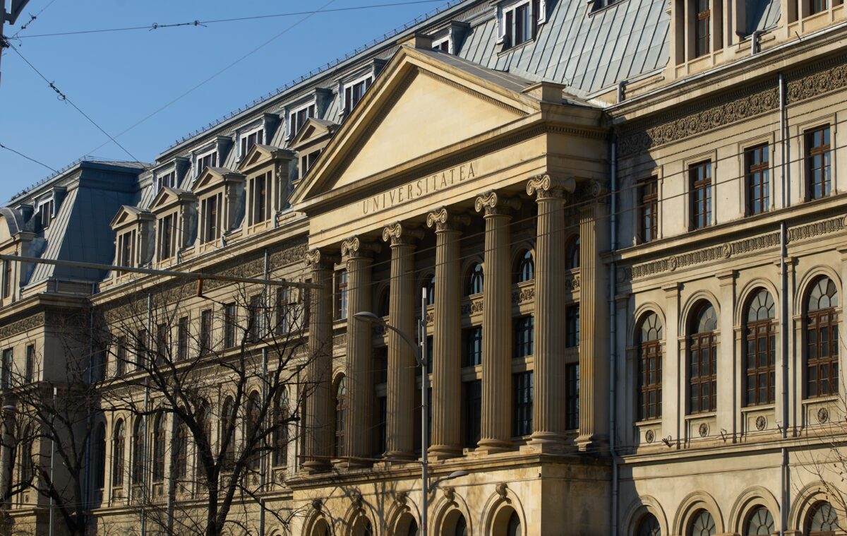 Facultățile care îți pot aduce un salariu peste medie. Domeniile cu viitor până în 2030 Facultățile care îți pot aduce un salariu peste medie. Domeniile cu viitor până în 2030