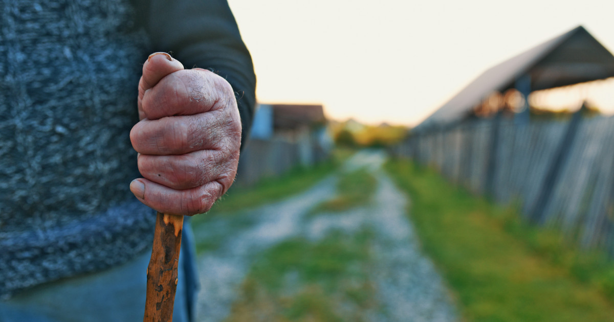 „Oamenii sunt pe cale de dispariție”. Povestea satului din România în care mai trăiesc astăzi doar 20 de suflete „Oamenii sunt pe cale de dispariție”. Povestea satului din România în care mai trăiesc astăzi doar 20 de suflete