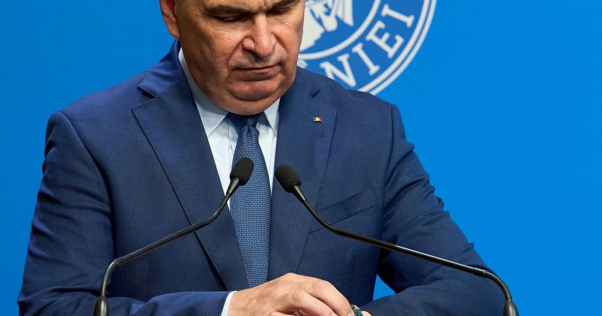 CCR a amânat pentru la toamnă sesizarea lui Bolojan privind conflictul cu ICCJ pe tema restanțelor salariale