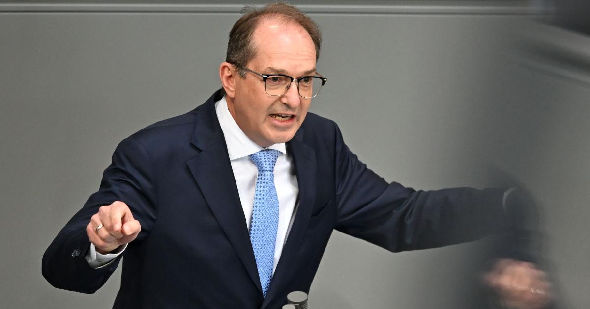 Germania ridică nivelul de alertă teroristă. Ministru german: Riscul trebuie luat în calcul în orice moment Germania ridică nivelul de alertă teroristă. Ministru german: Riscul trebuie luat în calcul în orice moment