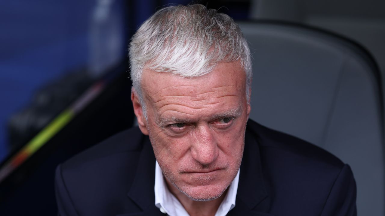 Didier Deschamps a numit vinovatul pentru dezastrul din prima repriză împotriva Angliei: „Înfrângerea doare” Didier Deschamps a numit vinovatul pentru dezastrul din prima repriză împotriva Angliei: „Înfrângerea doare”