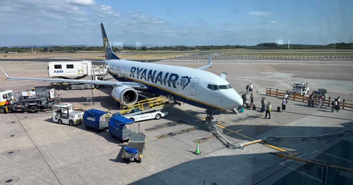Mărturia pasagerului aproape aspirat dintr-un avion Ryanair: Nu-mi amintesc prea multe, dar sunt în viaţă