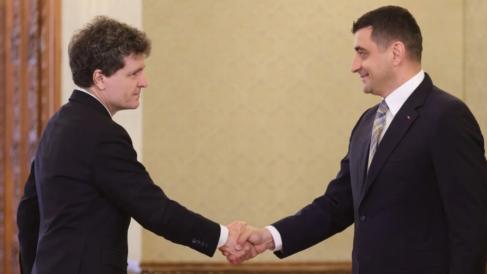Reacție dură a Cotroceniului: Nu au existat întâlniri între președinte și George Simion Reacție dură a Cotroceniului: Nu au existat întâlniri între președinte și George Simion