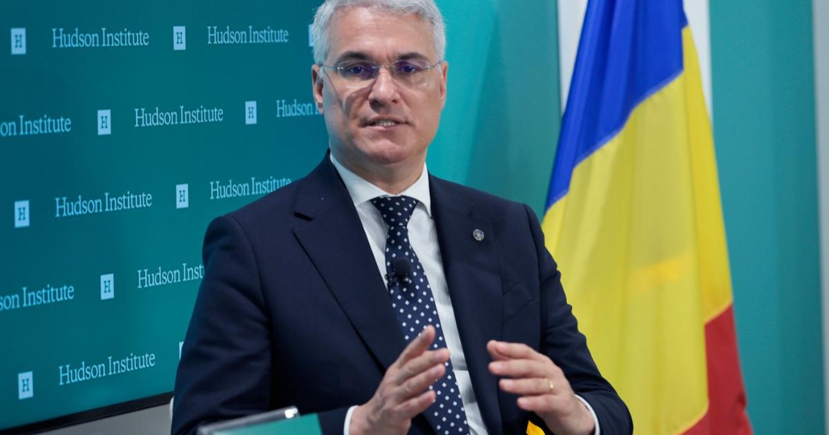 Ce se întâmplă cu salariile din sănătate. Pîslaru anunţă că două treimi dintre angajaţi vor primi majorări Ce se întâmplă cu salariile din sănătate. Pîslaru anunţă că două treimi dintre angajaţi vor primi majorări