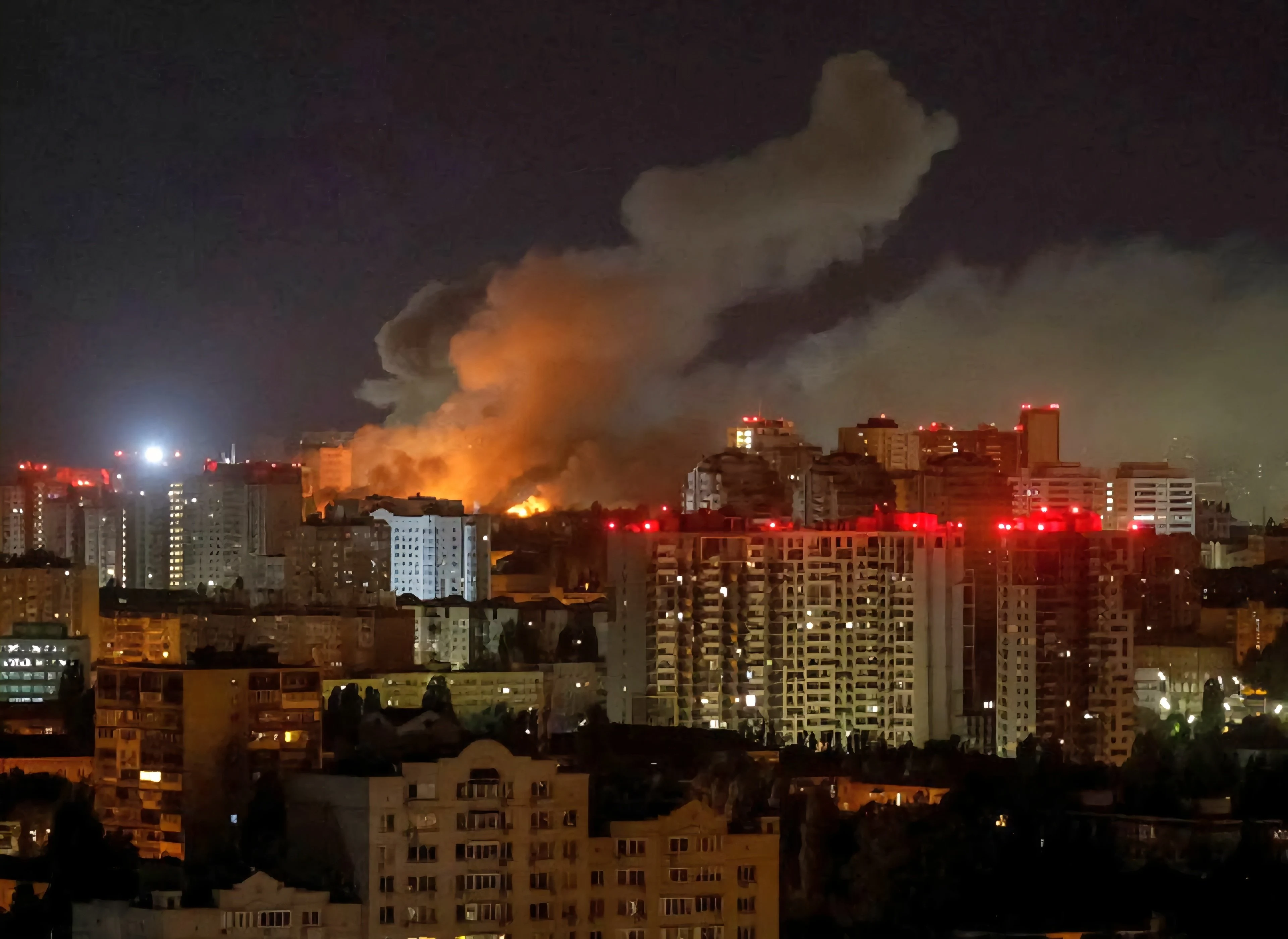 Kievul lovit de rachte și drone rusești/FOTO:X